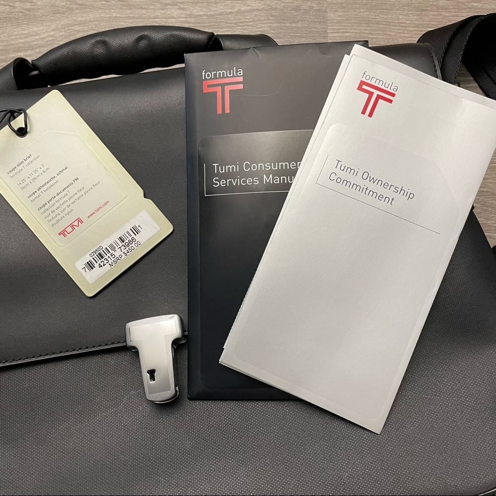 Tumi Black Leather Formula T Collection Coupe Slim Brief Top-Loading Briefcase - Picture 13 of 16